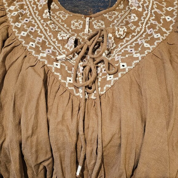 New Free People✨Joni Embroidered Top - Tan NWOT size XL MSRP $148 - Picture 4 of 12